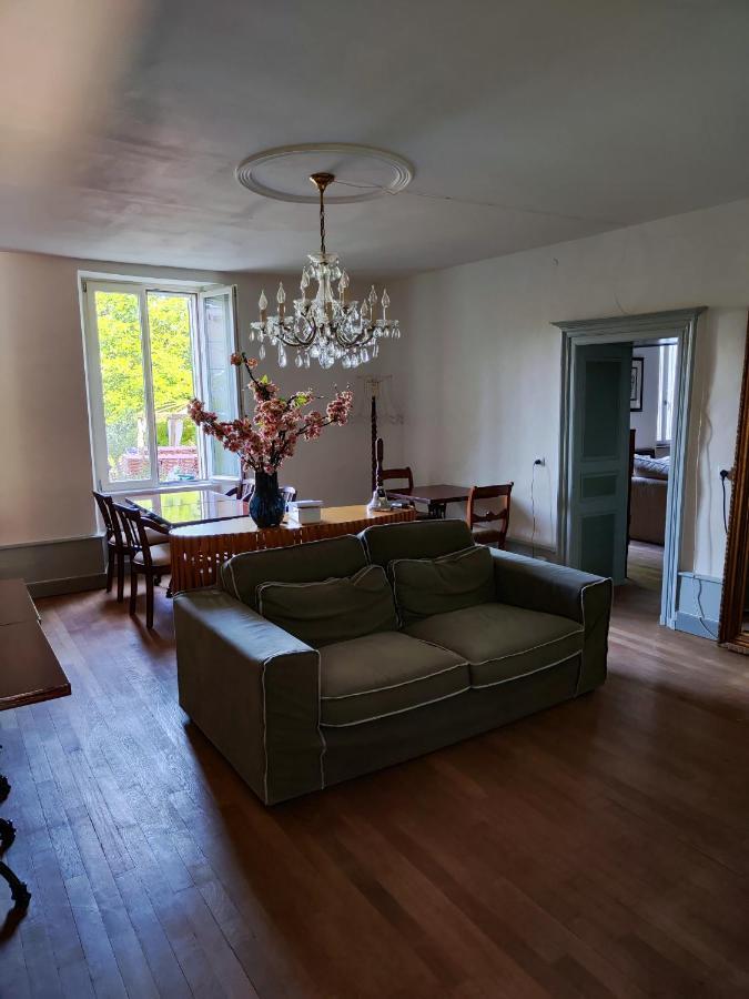 Maison Egalite Melay  Zewnętrze zdjęcie
