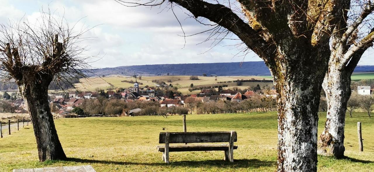 Maison Egalite Melay  Zewnętrze zdjęcie